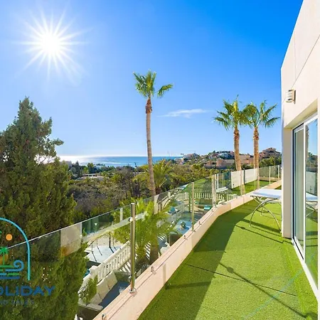 Stunning Gabriella Private Pool Willa