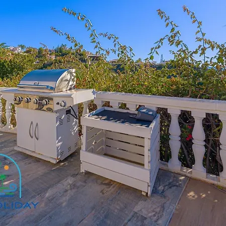 Stunning Gabriella Private Pool