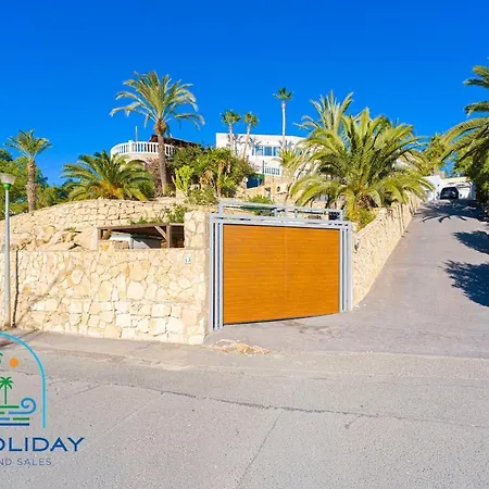 Stunning Gabriella Private Pool *